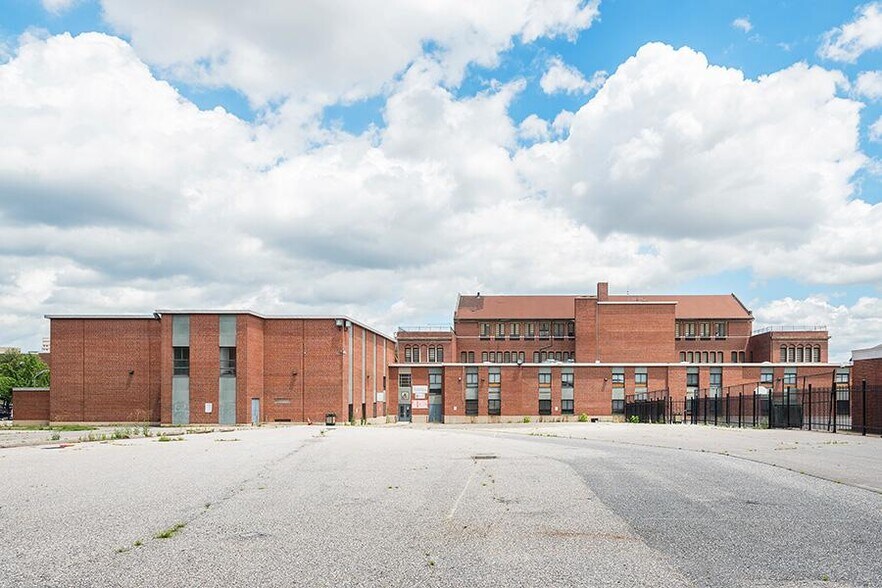 More Photos Of Sojourner Douglass College, Baltimore Schools For Sale