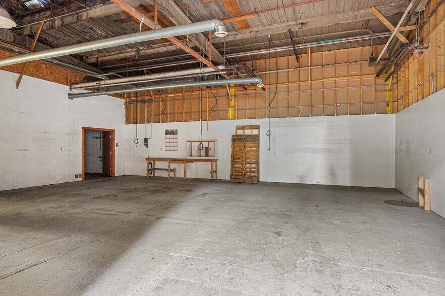 More Photos Of 1430 N Second St, Wisconsin Rapids Manufacturing For Lease