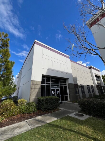 Primary Photo Of 35465-35475 Dumbarton Ct, Newark Research And Development For Sale