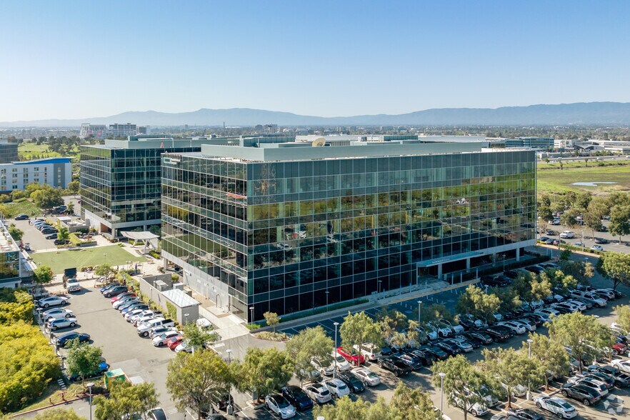 More Photos Of 6280 America Center Dr, San Jose Office Residential For Lease