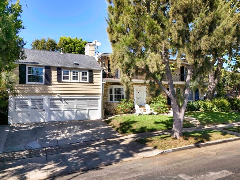 More Photos Of 10743 Ohio Ave, Los Angeles Apartments For Sale