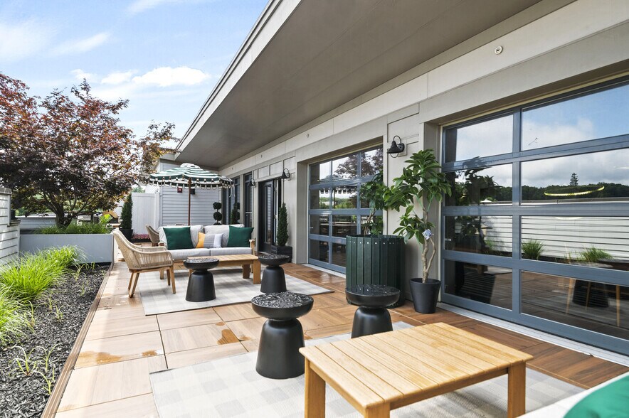 More Photos Of 77A Excelsior Ave, Saratoga Springs Apartments For Lease