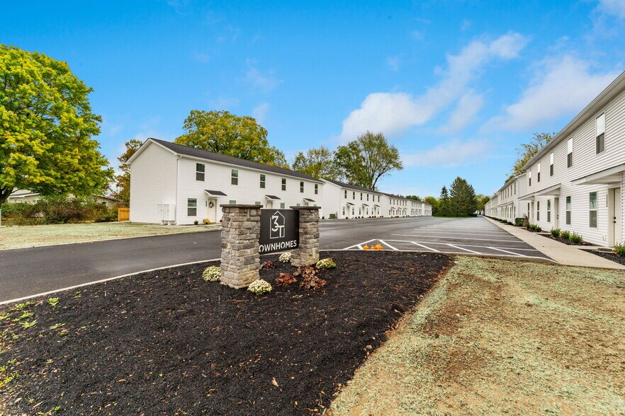 More Photos Of 384 N Franklin St, Richwood Multifamily For Sale