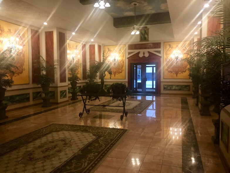 More Photos Of 1108 Olive St, Saint Louis Office For Sale