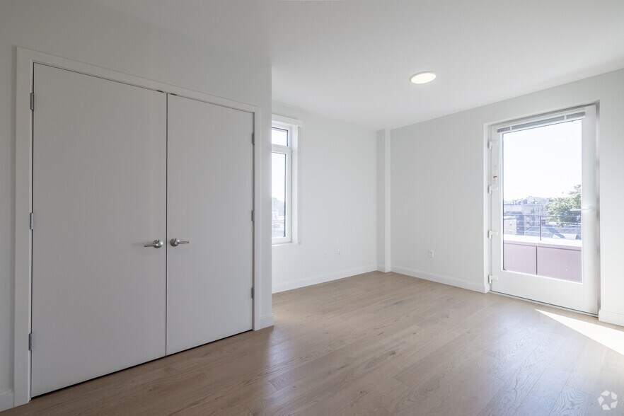 More Photos Of 45 Brighton Ave, Allston Apartments For Lease