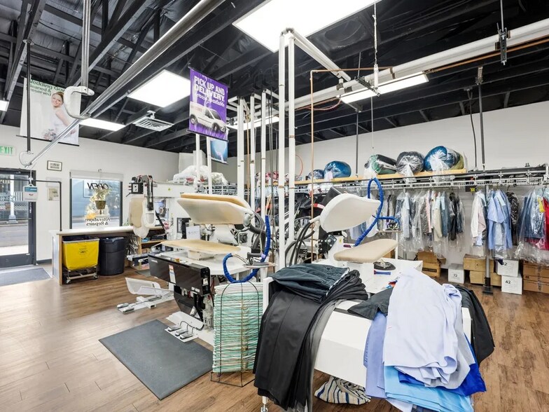 More Photos Of 403-409 W 3rd St, La Junta Storefront For Sale