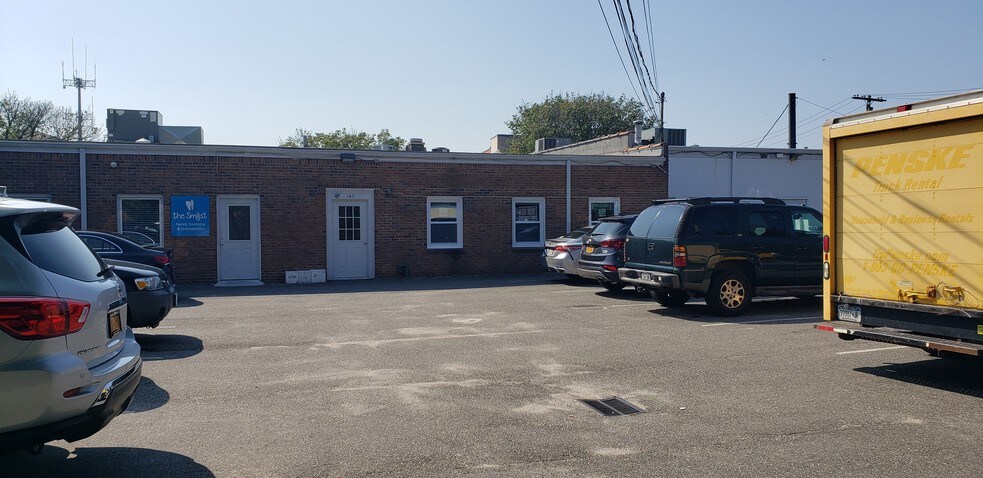 More Photos Of 193-199 Broadway, Amityville, NY 11701, USA Broadway, Amityville Medical For Lease