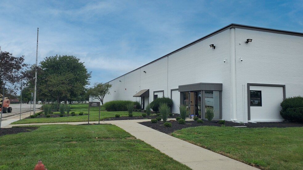 More Photos Of 4500 Groves Rd, Columbus Warehouse For Lease