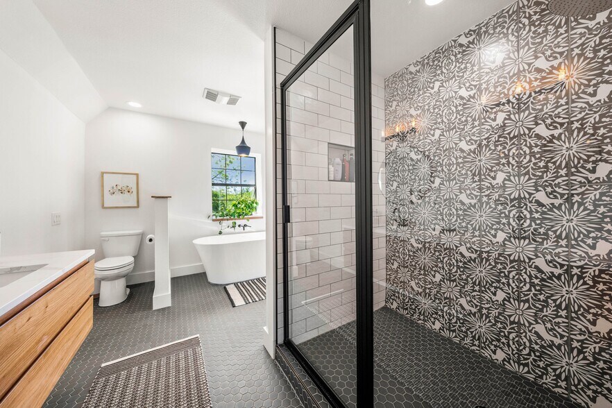 More Photos Of 4158 Creek Rd, Temple Specialty For Sale