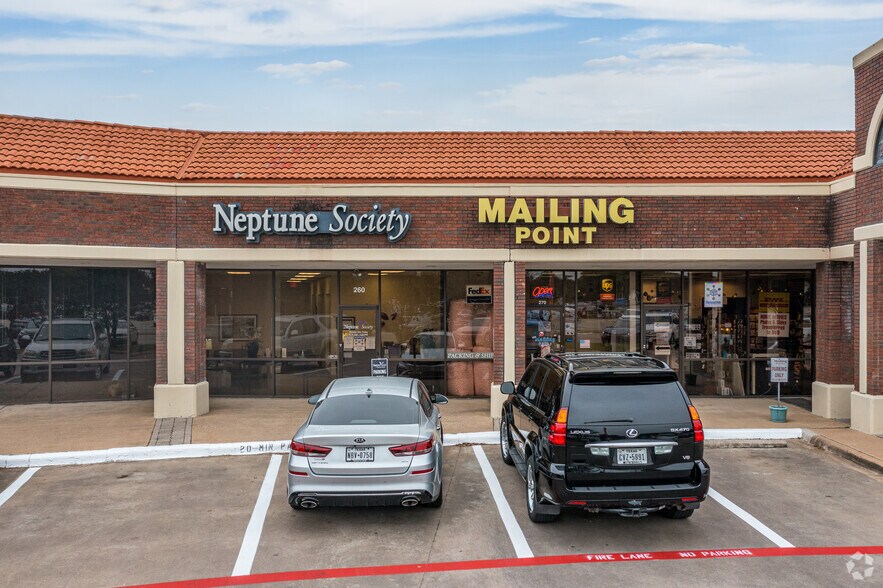 More Photos Of 3000 Custer Rd, Plano General Retail For Lease