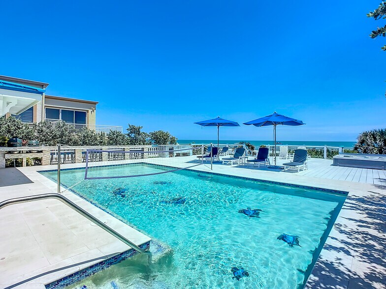 More Photos Of 2903 Hill St, New Smyrna Beach Hotel For Sale