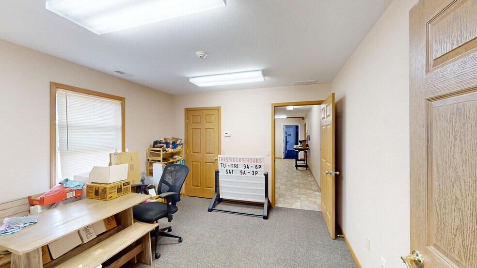 More Photos Of 707 Il Route 127, Greenville Flex For Sale