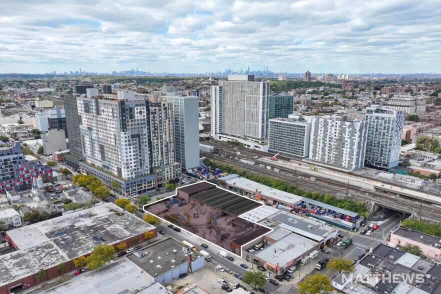 Primary Photo Of 14901 95th Ave, Jamaica Land For Sale