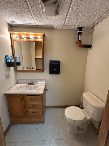 More Photos Of 198 George St, Beckley Research And Development For Lease