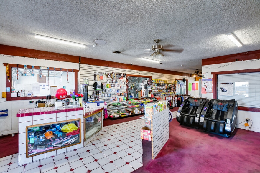 More Photos Of 660 E Foothill Blvd, Rialto Carwash For Sale