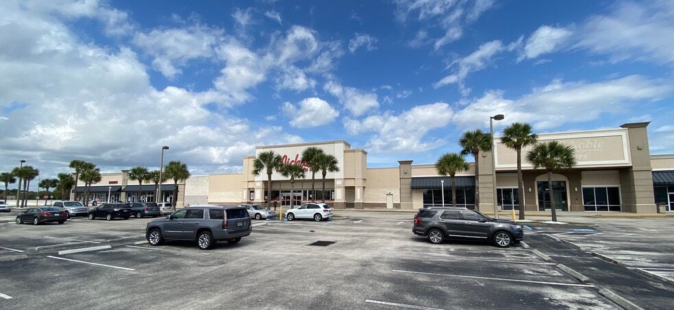 More Photos Of 780 E Merritt Island Cswy, Merritt Island Unknown For Lease