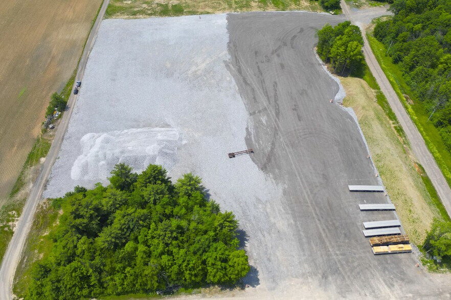 More Photos Of 116 Boul Fortin, Saint-bernard-de-lacolle Land For Lease