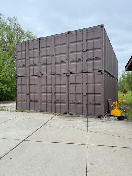 More Photos Of 4407 W Stanley Rd, Mount Morris Warehouse For Lease