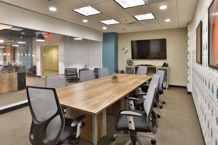 More Photos Of 64 E Broadway Rd, Tempe Coworking Space