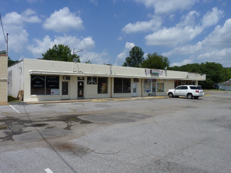 More Photos Of 1473 Wells Station Rd, Memphis Freestanding For Sale