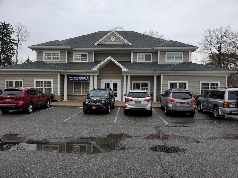 More Photos Of 2395 Ocean Ave, Ronkonkoma Office For Lease