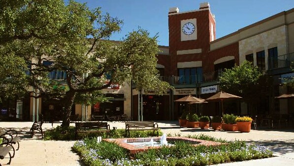 More Photos Of 700 E Sonterra Blvd, San Antonio Unknown For Lease