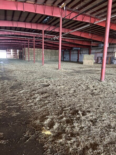 More Photos Of 411 Snow Mountain Ave, Hines Warehouse For Sale