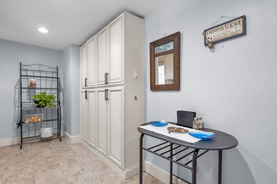 More Photos Of 3084 W Main St, Claremont Office For Sale
