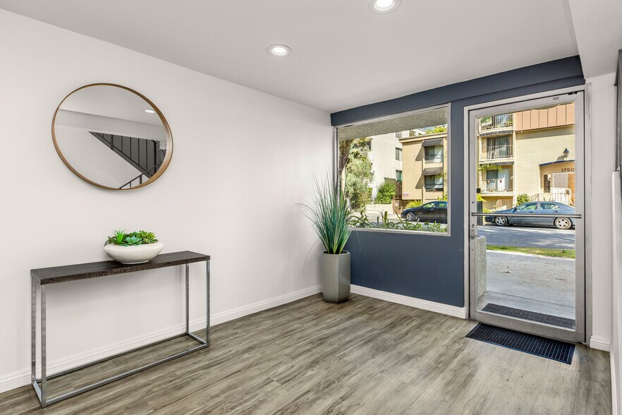 More Photos Of 1751 S Bentley Ave, Los Angeles Apartments For Sale