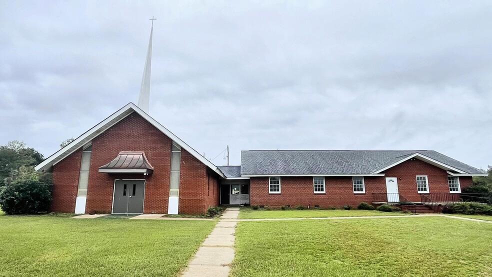 Primary Photo Of 21 Mayesville Rd, Morven Religious Facility For Sale