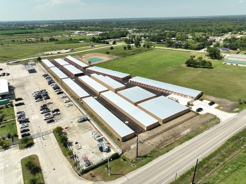 More Photos Of 580 FM 1462, Rosharon Industrial For Sale