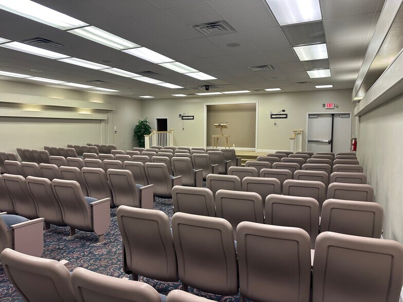 More Photos Of 5602 Rosemead Blvd, Temple City Office For Sale