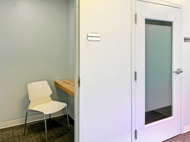 More Photos Of 3117 Whiting Ave, Charlotte Coworking Space