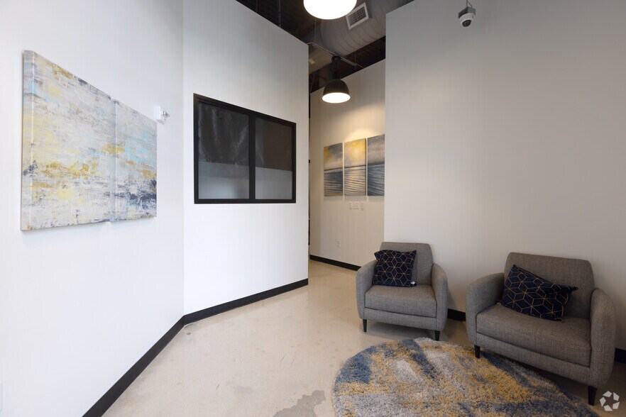 More Photos Of 700 S Rosemary Ave, West Palm Beach Coworking Space