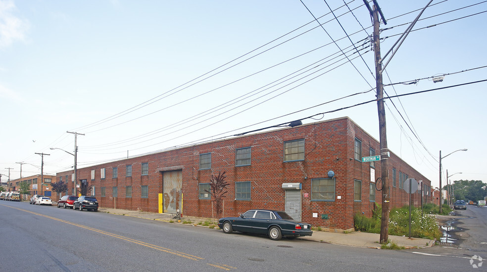 Primary Photo Of 654 Montauk Ave, Brooklyn Manufacturing For Lease
