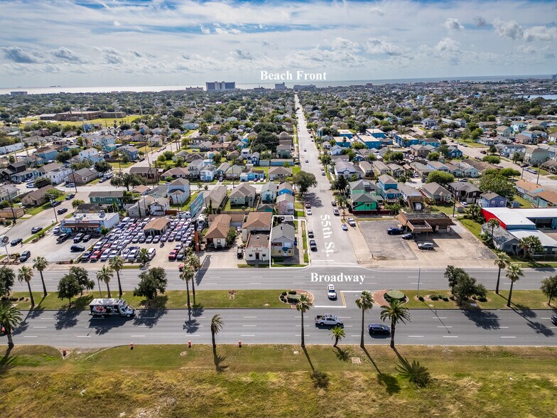 More Photos Of 5427 Broadway St, Galveston General Retail For Sale
