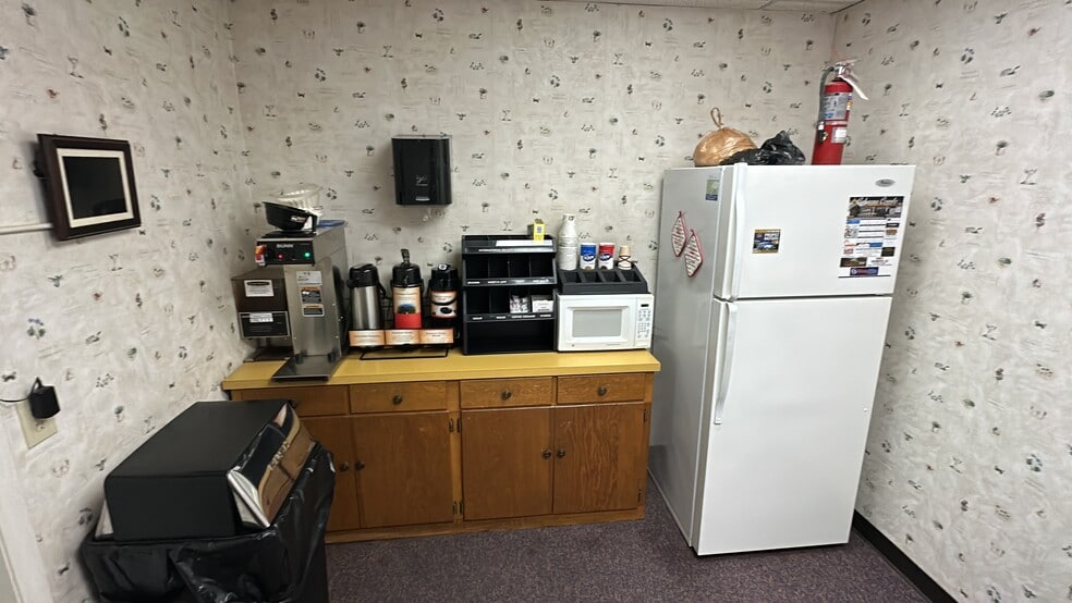 More Photos Of 829 Davidson Dr, Concord Flex For Lease