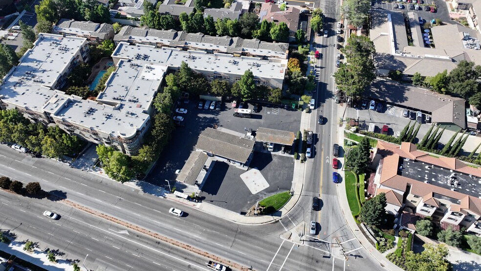 More Photos Of 4350 El Camino Real, Los Altos Service Station For Sale