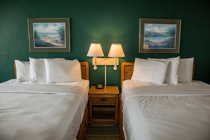 More Photos Of 1340 21st Ave S, Fargo Hotel For Sale