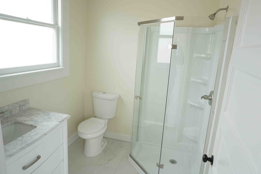 More Photos Of 1301 N Broadway, Santa Ana Apartments For Sale