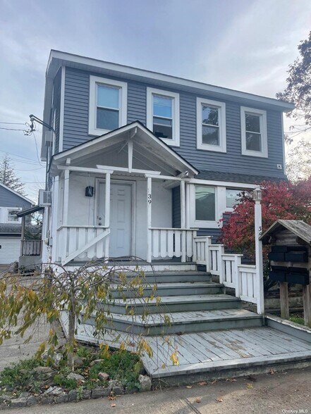 More Photos Of 39 Davis Ave, Inwood Apartments For Sale