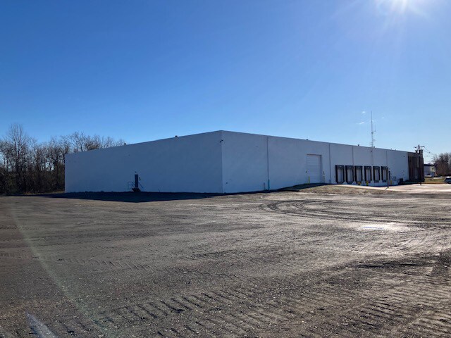More Photos Of 5 Wheeling Rd, Dayton Warehouse For Lease