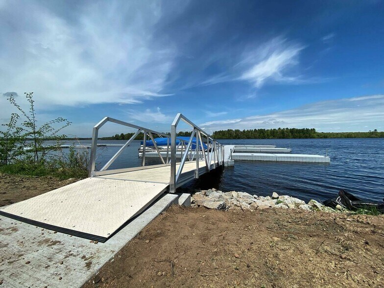 More Photos Of 1259 Anchor Landing Dr, Wisconsin Rapids Restaurant For Sale