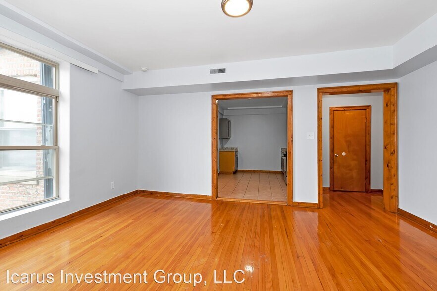 More Photos Of 6237-6245 S Kedzie Ave, Chicago Multifamily For Sale