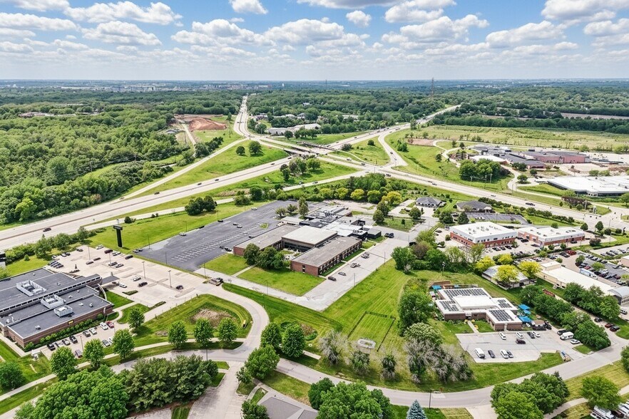 More Photos Of 2525 Highlander Pl, Iowa City Hotel For Lease