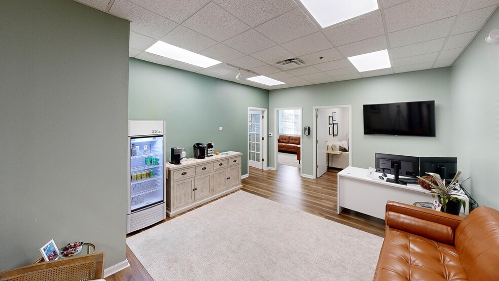 More Photos Of 720 Rugby St, Orlando Office For Sale