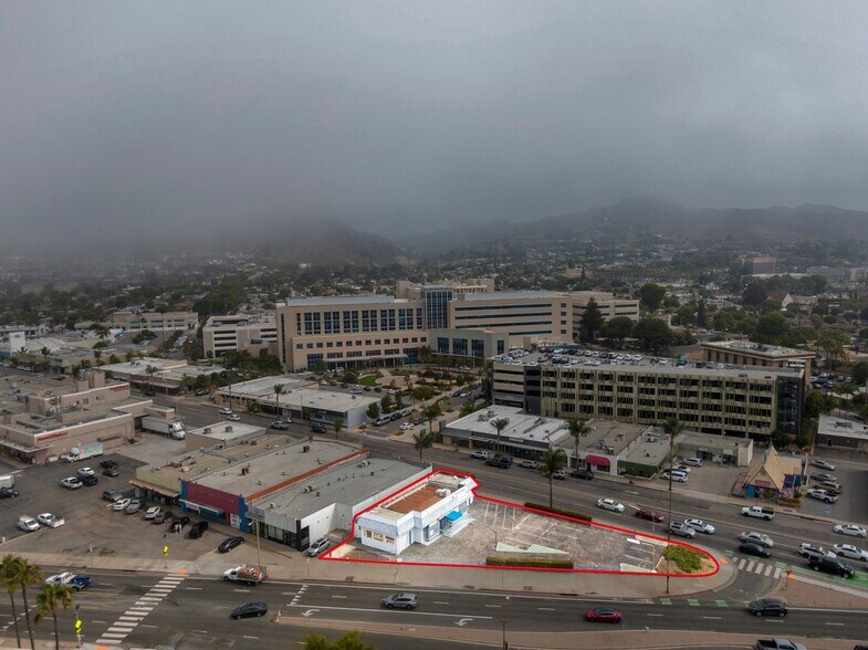 More Photos Of 2834 E Main St, Ventura General Retail For Sale