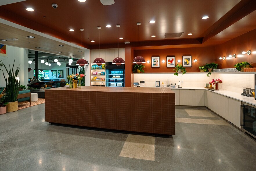 More Photos Of 501 SW Hill St, Bend Coworking Space