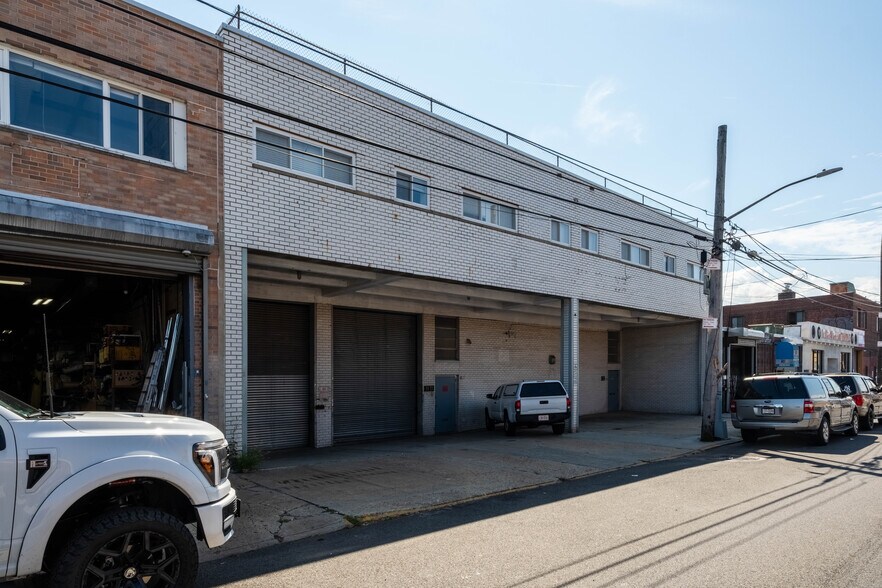 Primary Photo Of 34-39 56th St, Woodside Warehouse For Sale