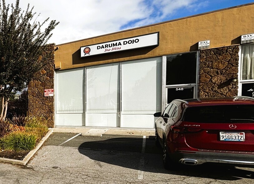 More Photos Of 548-562 S Murphy Ave, Sunnyvale Freestanding For Sale